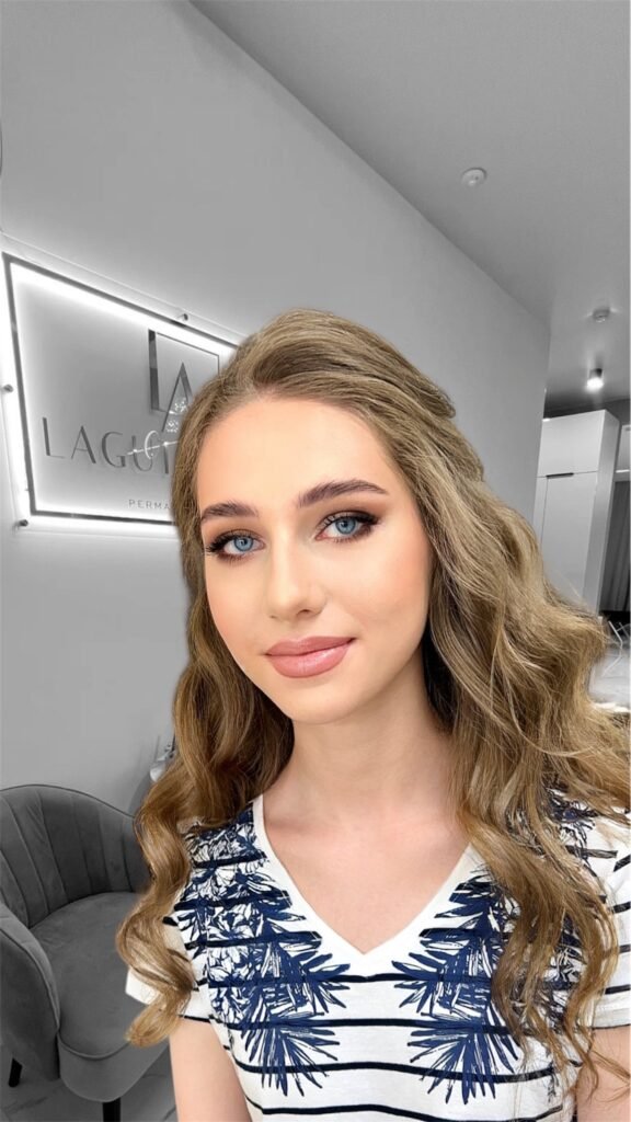 Radiant event makeup with natural glam and soft curls in Chicago